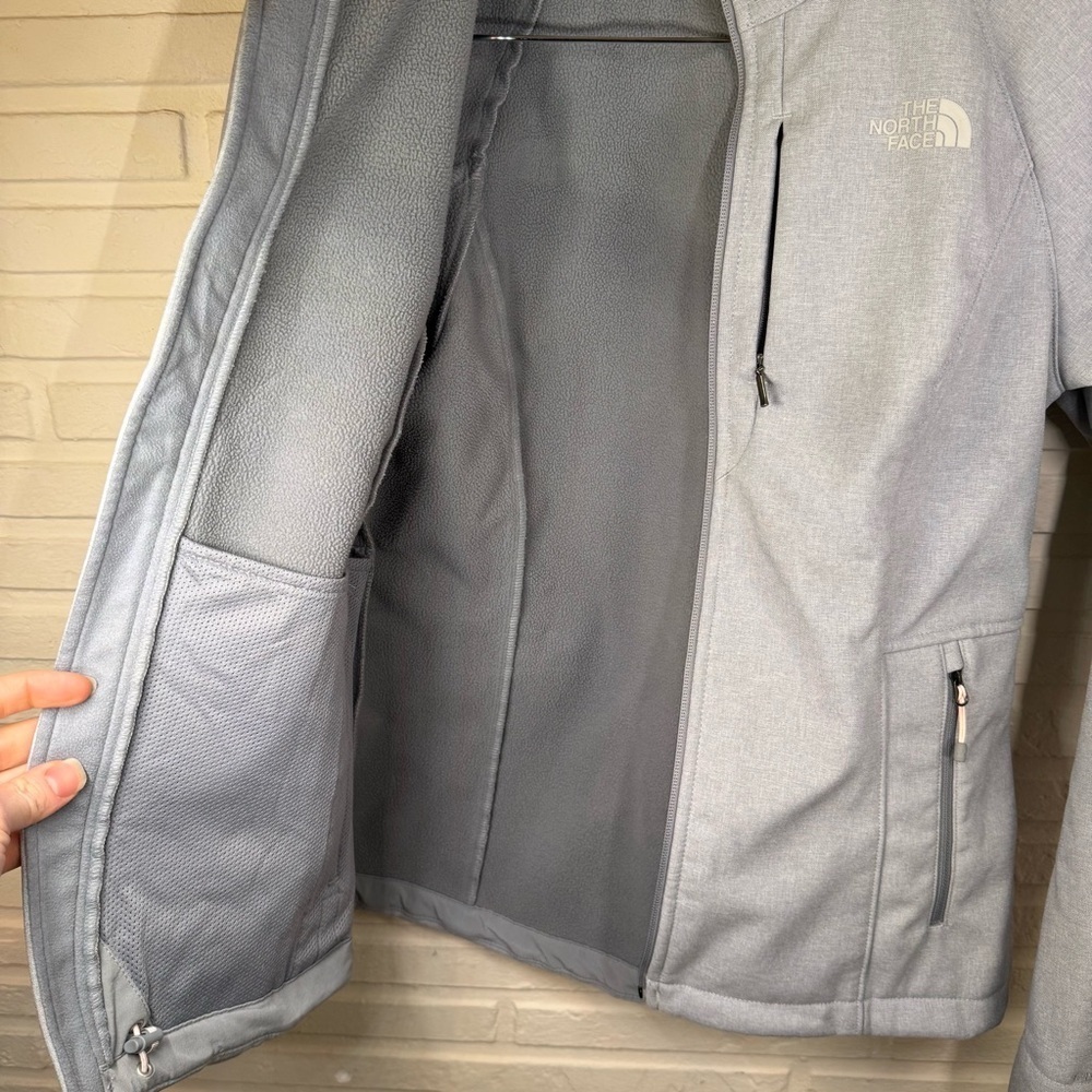 The North Face Light Gray Windwall Fleece Lined Jacket, Women’s Size Medium - Picture 11 of 16